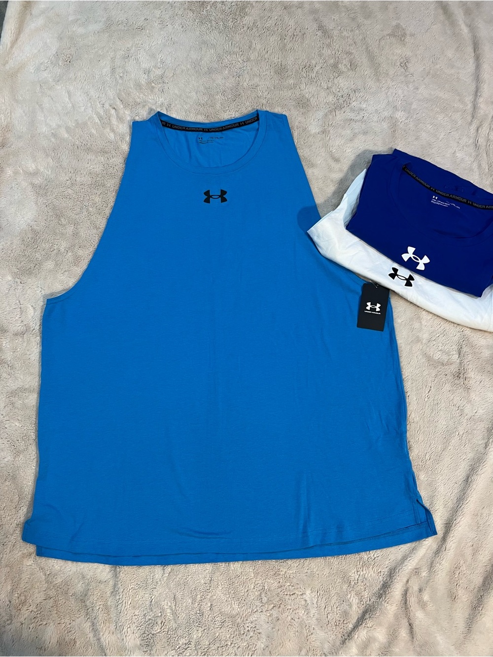 Under Armour mens tanks size 4XL set of three